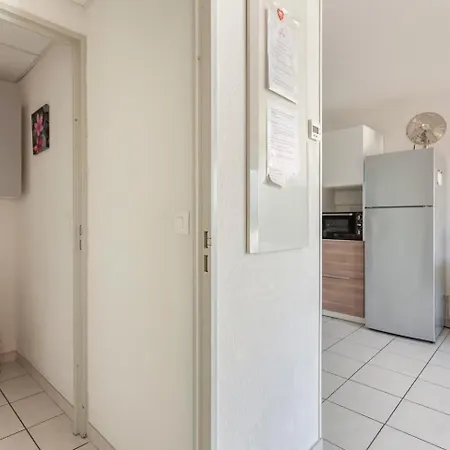 Apartament Le Bleu Camargue - T3 En Duplex Classe 3 Etoiles - Clim - Arrivee Autonome - Piscine Privative A La - Parking Gratuit - Wifi Fibre - Animaux Acceptes - Ideale Famille Couple Teletravail *