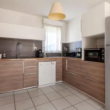 Le Bleu Camargue - T3 En Duplex Classe 3 Etoiles - Clim - Arrivee Autonome - Piscine Privative A La - Parking Gratuit - Wifi Fibre - Animaux Acceptes - Ideale Famille Couple Teletravail * 勒格罗-迪鲁瓦