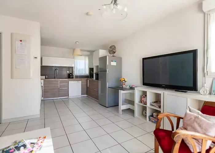 Διαμέρισμα Le Bleu Camargue - T3 En Duplex Classe 3 Etoiles - Clim - Arrivee Autonome - Piscine Privative A La - Parking Gratuit - Wifi Fibre - Animaux Acceptes - Ideale Famille Couple Teletravail *